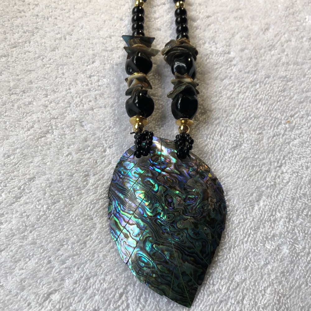 New!Chunky Abalone Shell & Beaded Necklace - image 6